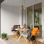 3 Bedroom Awesome In *