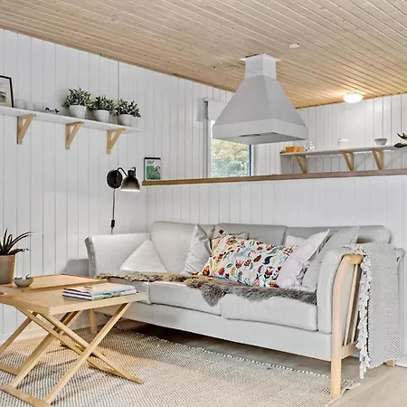 3 Bedroom Awesome In Сasa de vacaciones *