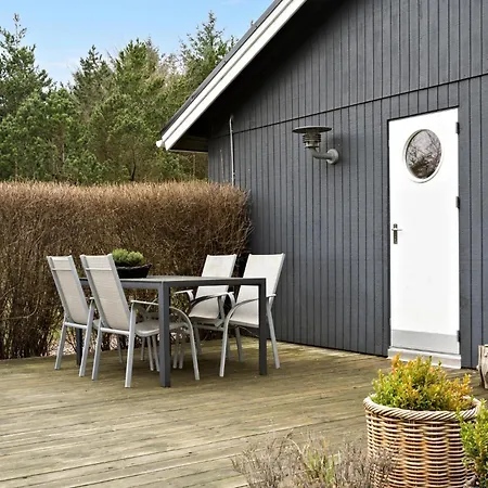 3 Bedroom Awesome In Ringkøbing