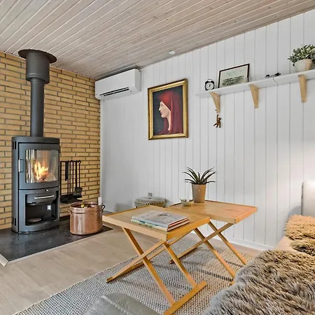 3 Bedroom Awesome In