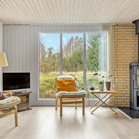 3 Bedroom Awesome In *